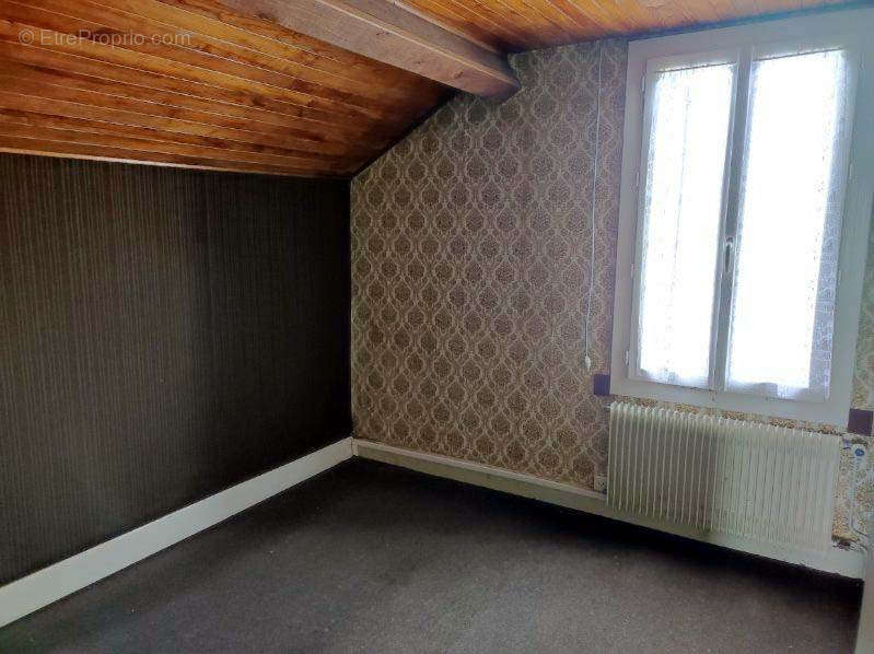 Maison à PARAY-LE-MONIAL