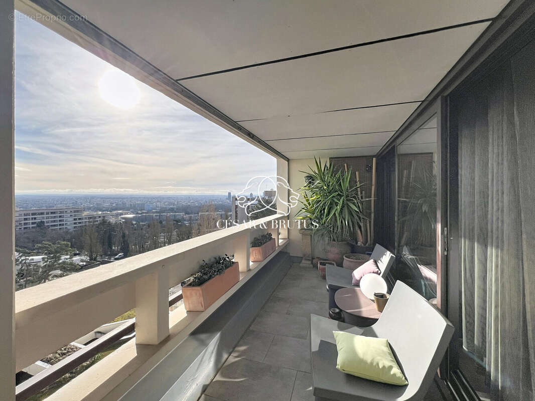 Appartement à CALUIRE-ET-CUIRE