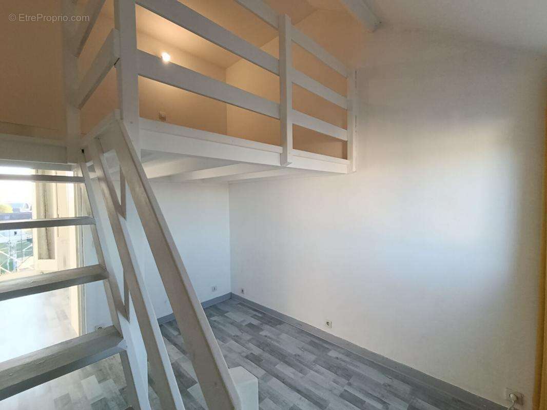 Appartement à MOISSY-CRAMAYEL