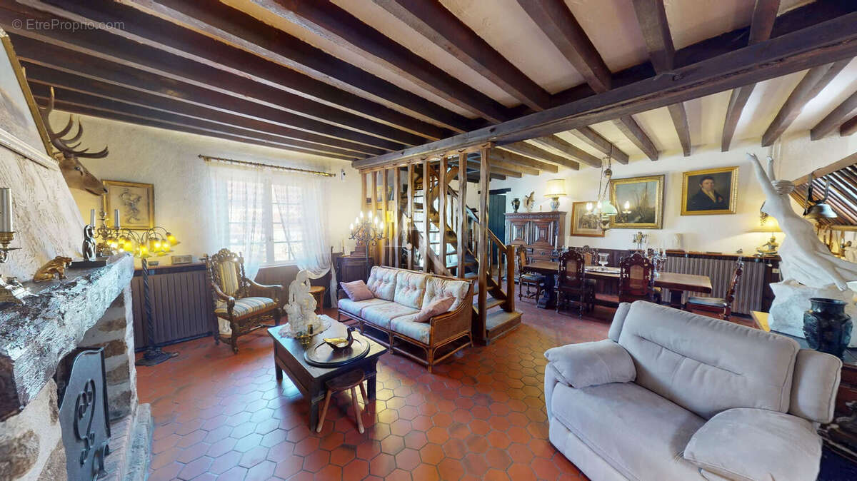 Propriété Sully La Chapelle 7 pièce(s) 224.66 m2 - photo 2