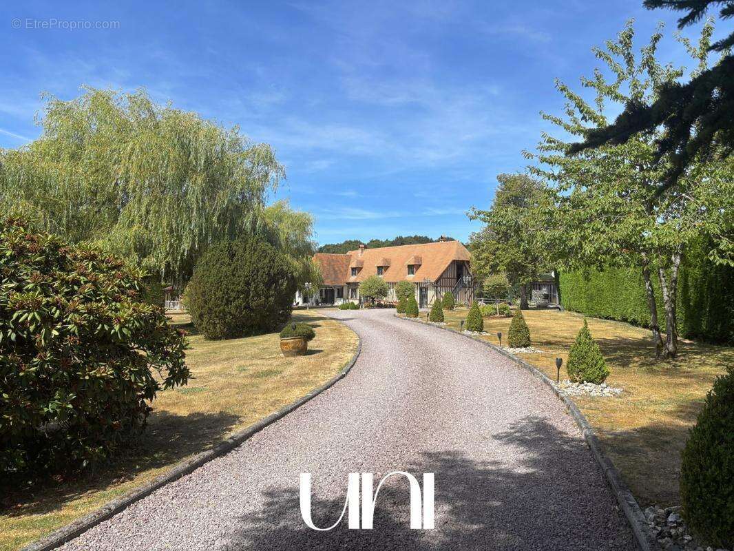 Maison 245 m² à Fauguernon  - photo 27