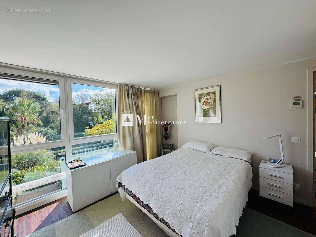 Appartement à COGOLIN