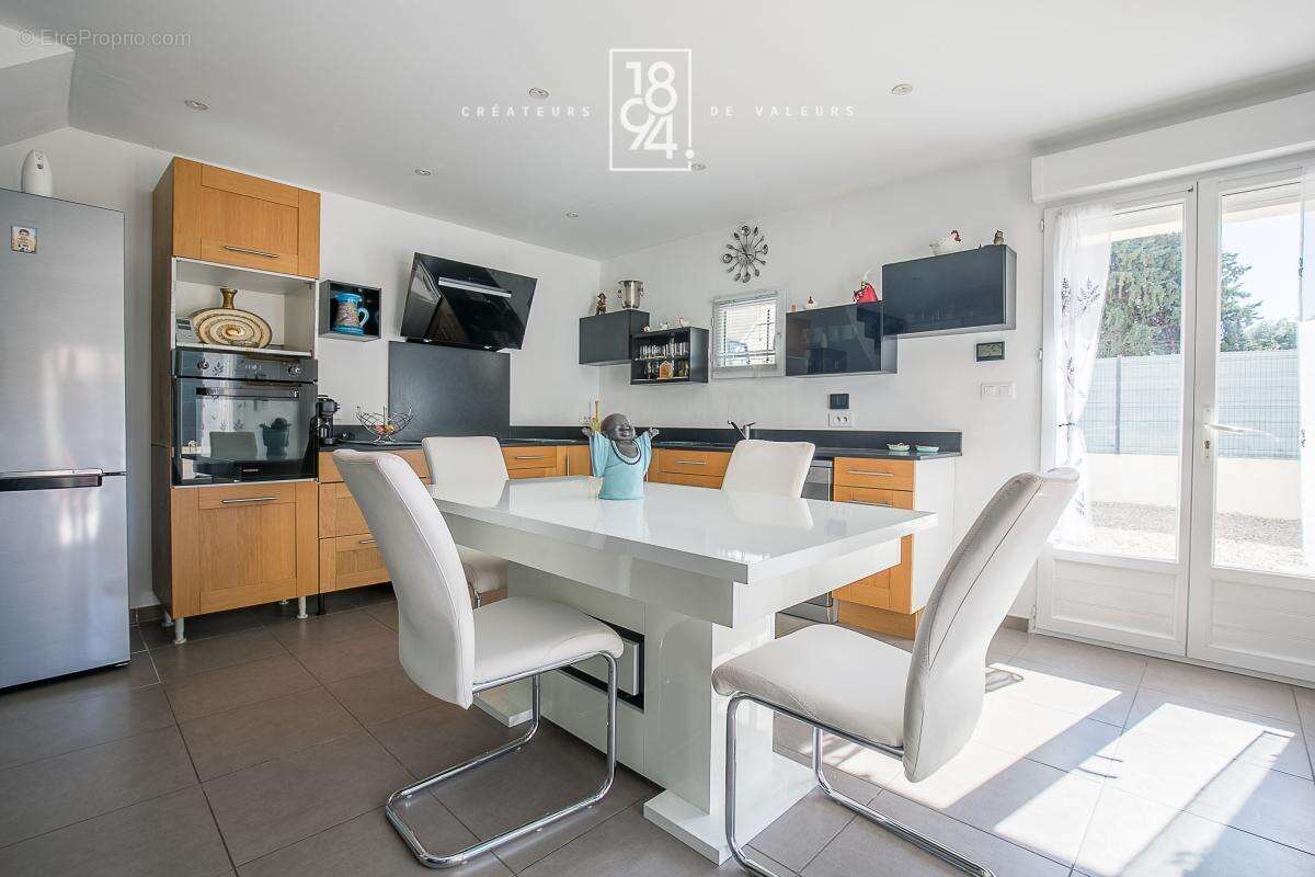 Appartement à PLAN-DE-CUQUES