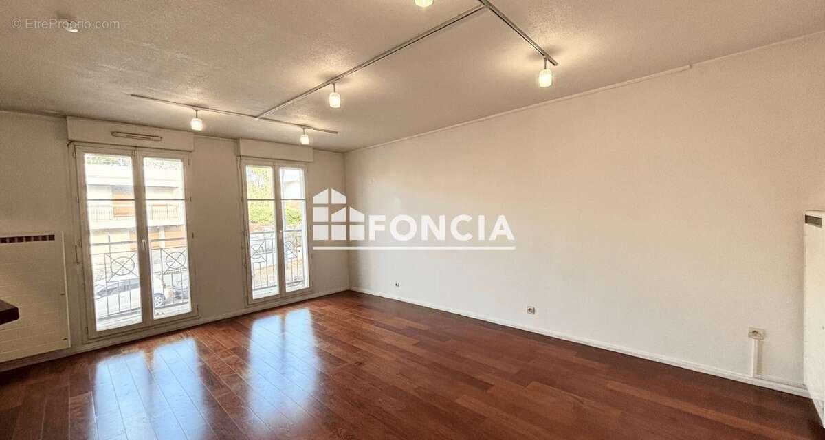 Appartement à SAINT-GRATIEN