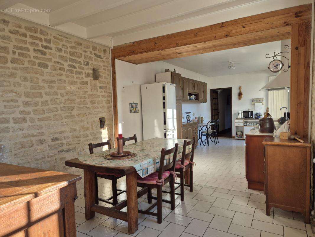 Maison à MANSLE
