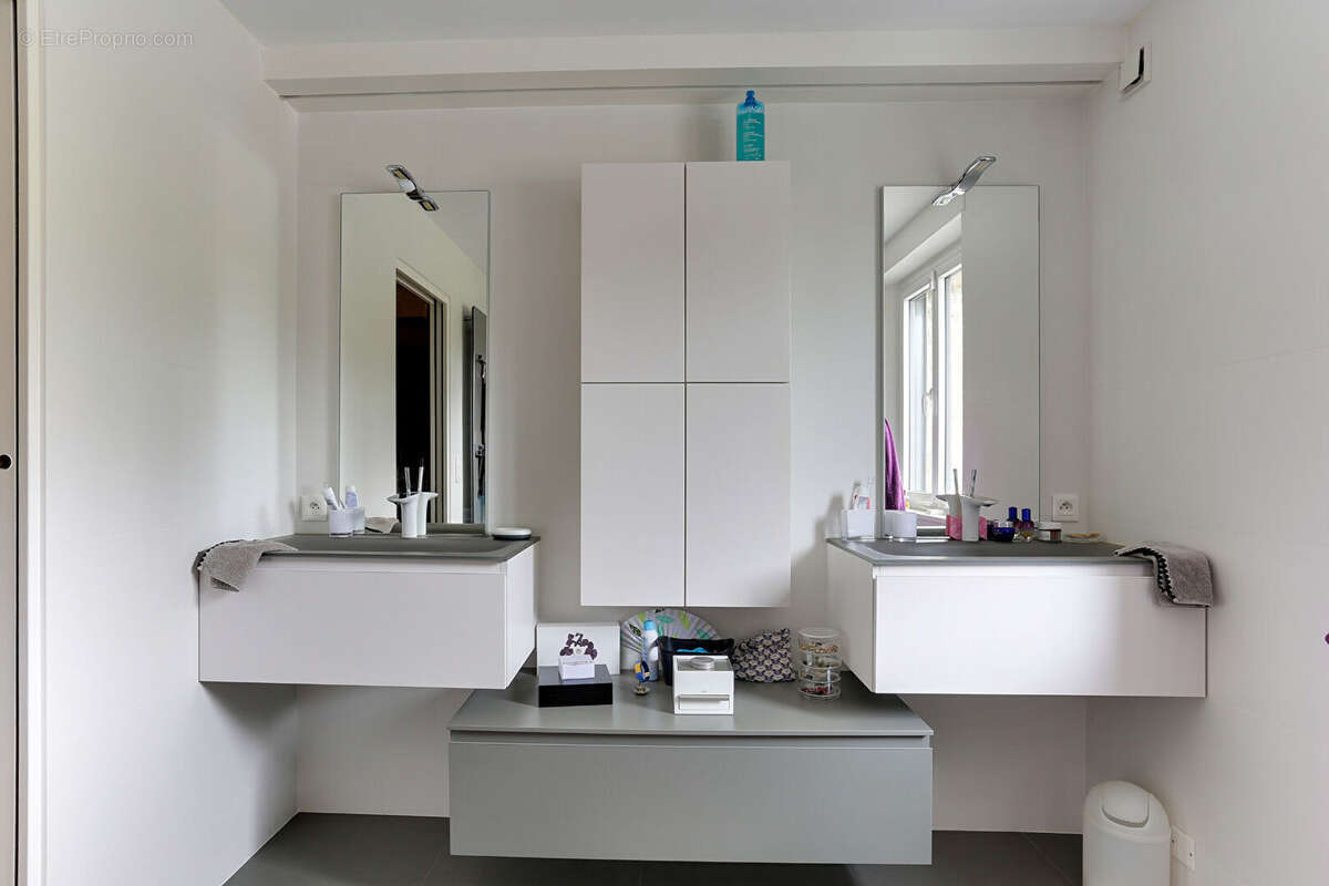 Maison à VERN-SUR-SEICHE