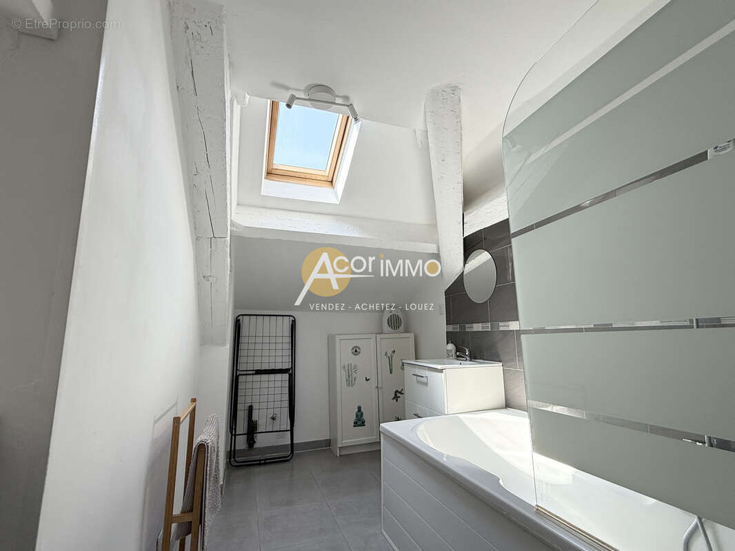Appartement en duplex de 3 pièces 75m2, vue rade, La Seyne sur mer - photo 8