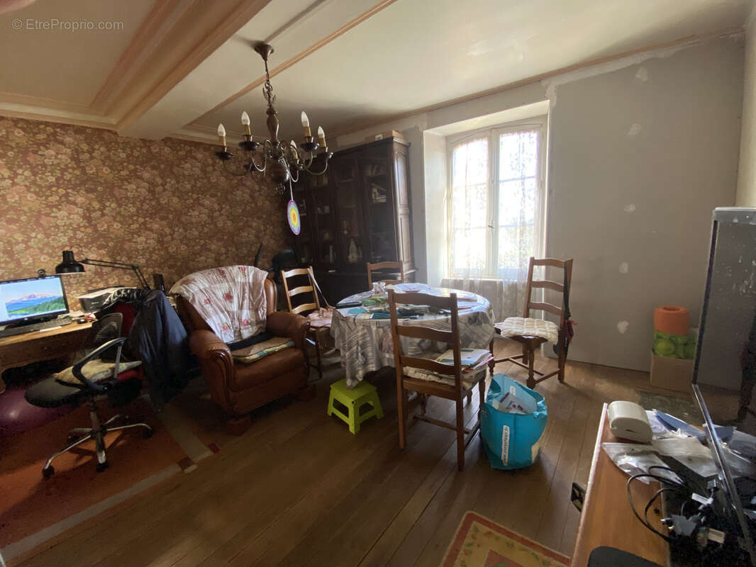 Maison à SAINT-AUBIN-DES-CHAUMES