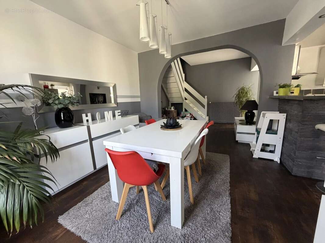 Maison à LA VERRIERE