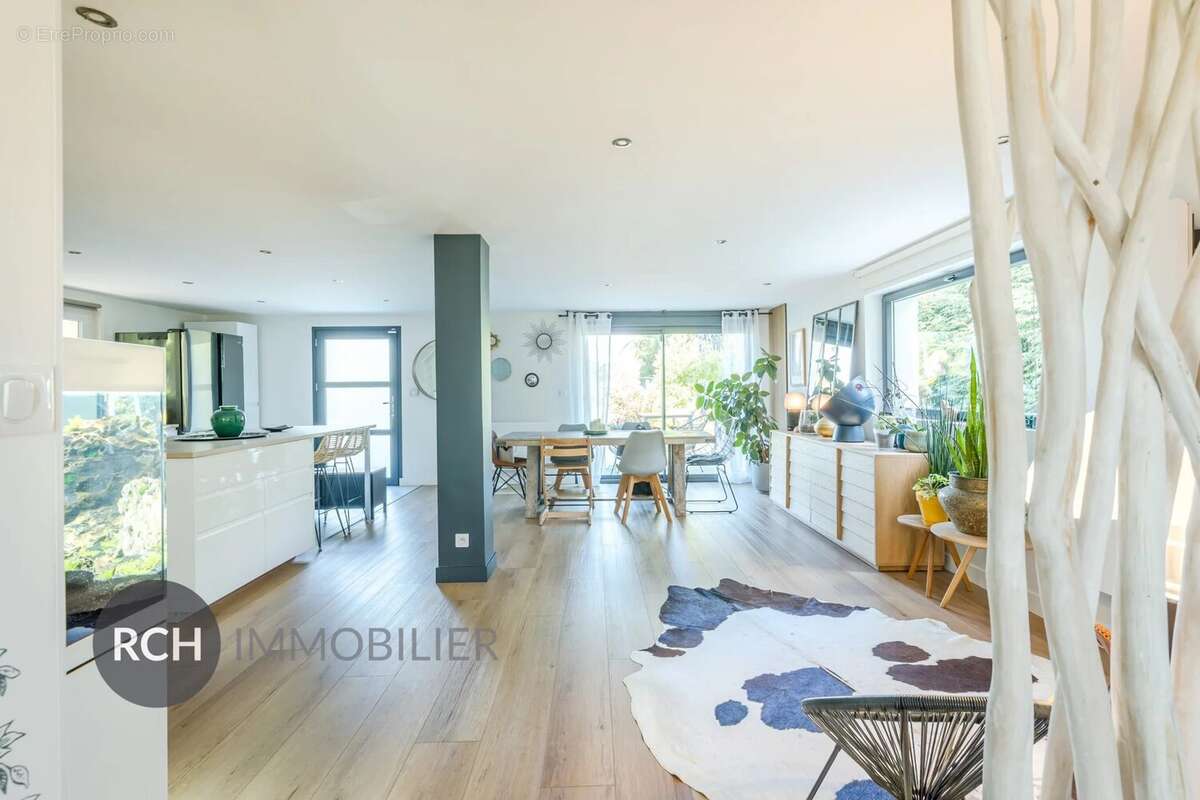 Maison à MONTFORT-L&#039;AMAURY