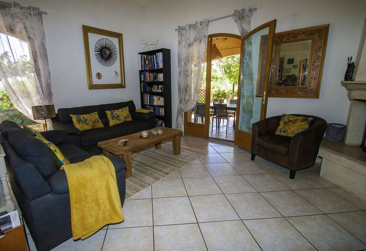 Maison à MONTFORT-SUR-ARGENS
