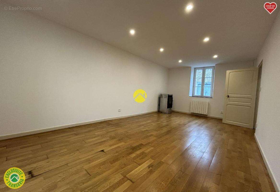 Maison à BENEVENT-L'ABBAYE