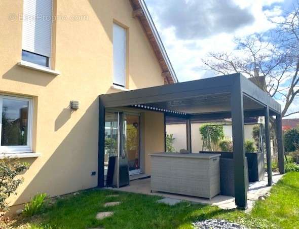 Tres Belle Maison Indiv. 6/7 Pièces 164 M² , Terrasses , Jardin  - photo 8