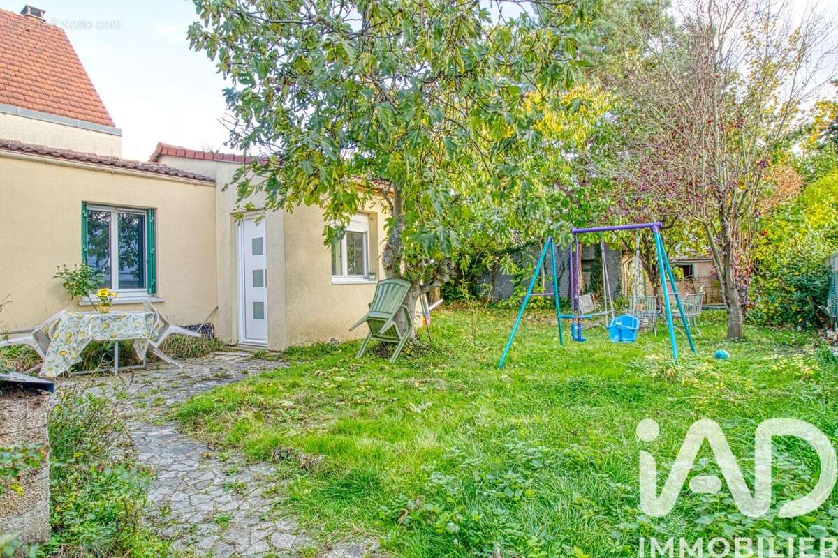 Photo 3 - Maison à SARCELLES