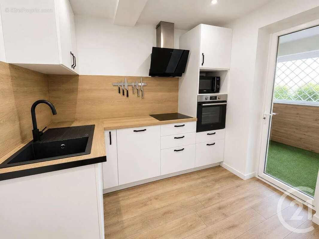 Appartement 44 m² à Toulon  - photo 2