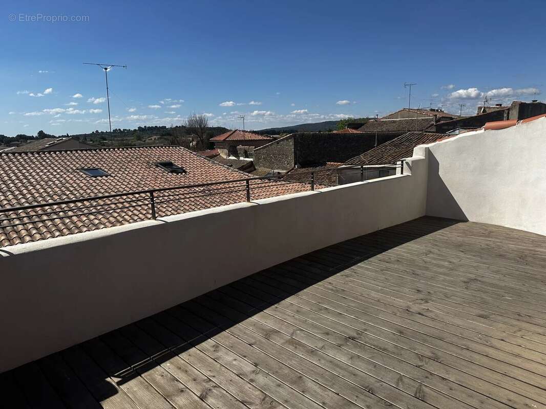 Appartement à MONTBAZIN