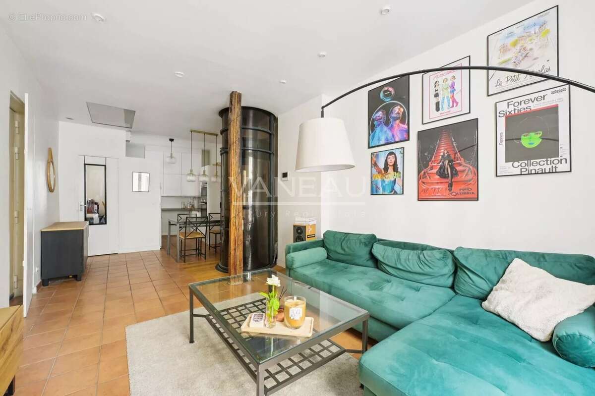 Appartement à PARIS-9E