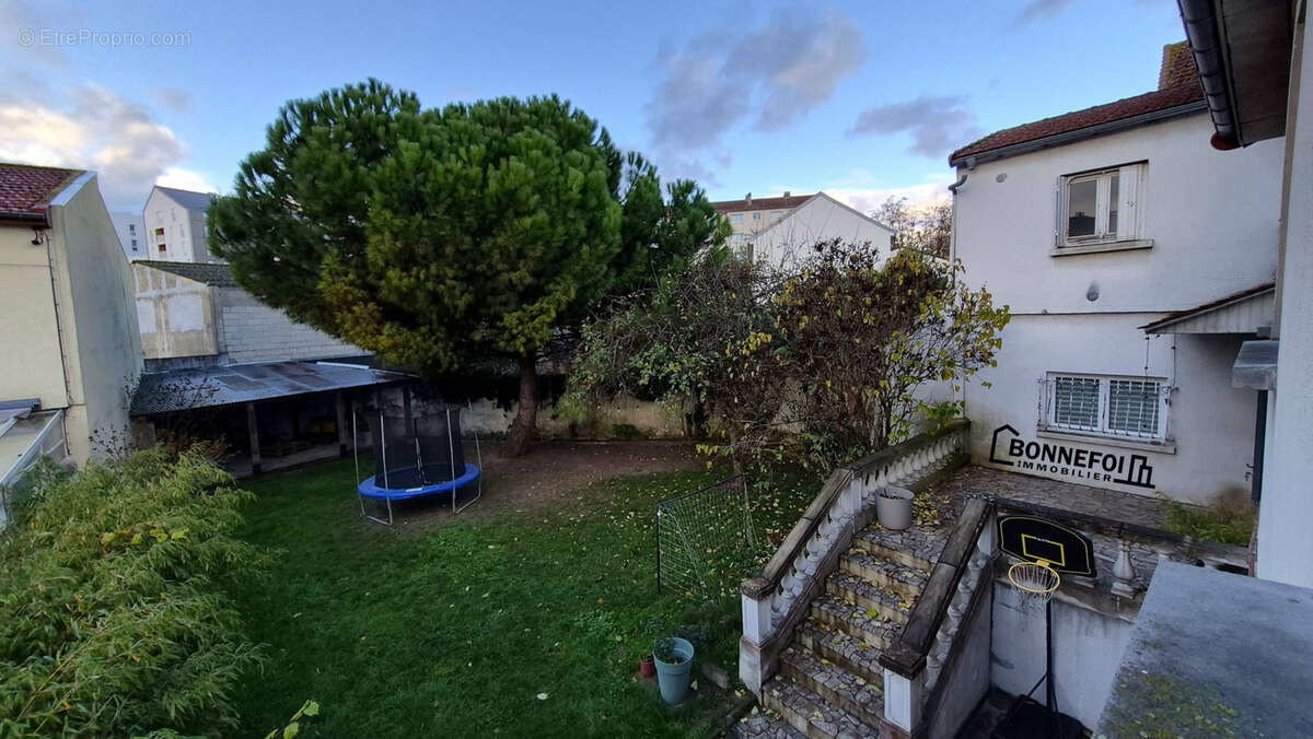 Maison à CHAMPIGNY-SUR-MARNE