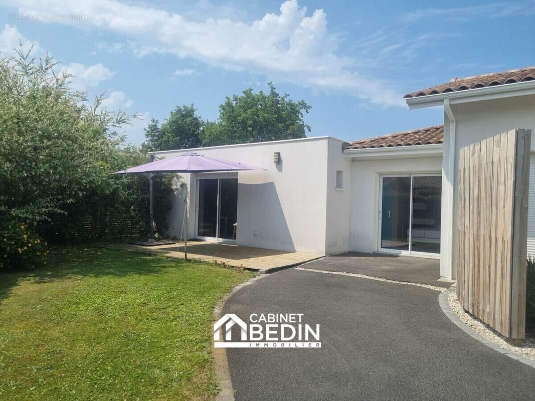 Maison 170 m² à Ares  - photo 8