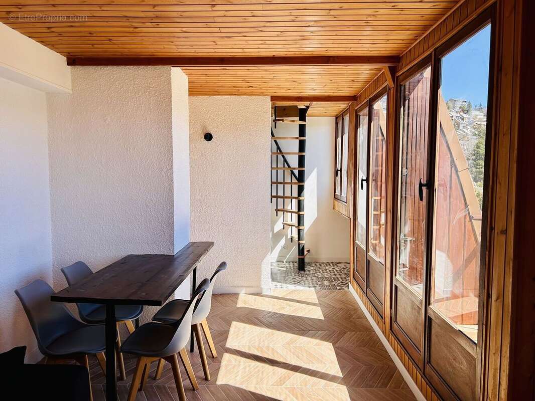 Appartement à FONT-ROMEU-ODEILLO-VIA