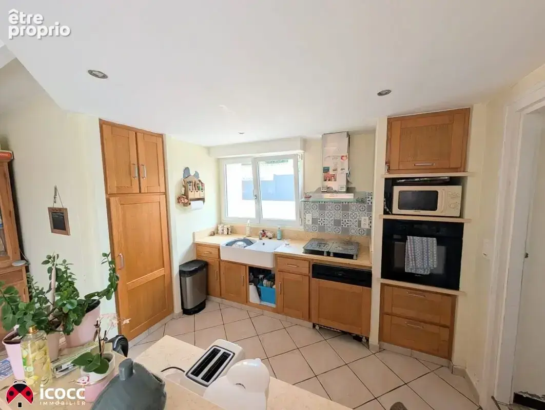 Maison 207 m² à Saint-Michel-En-L'herm  - photo 2