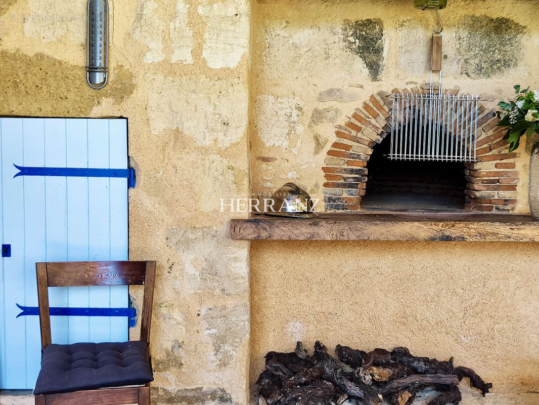 Superbe longère en pierre - batisse familiale ou projet de gîte - piscine et dépendances - photo 20