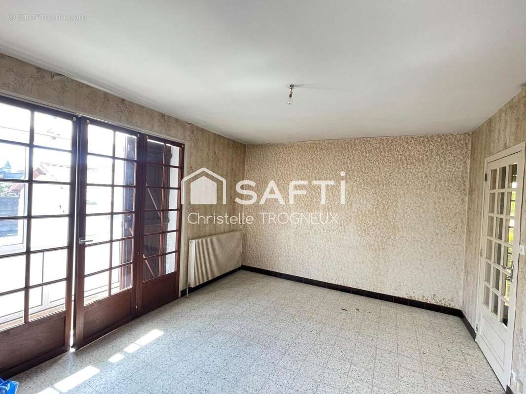 Photo 3 - Maison à HALLENCOURT