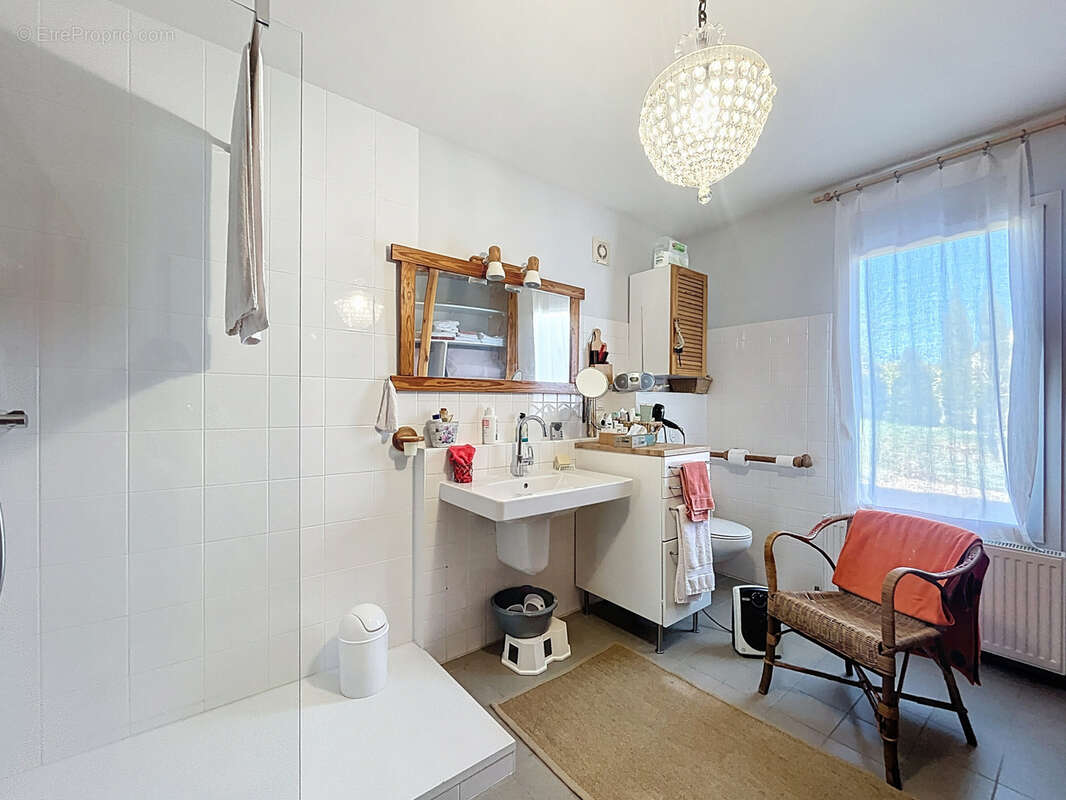 Maison à VELARS-SUR-OUCHE