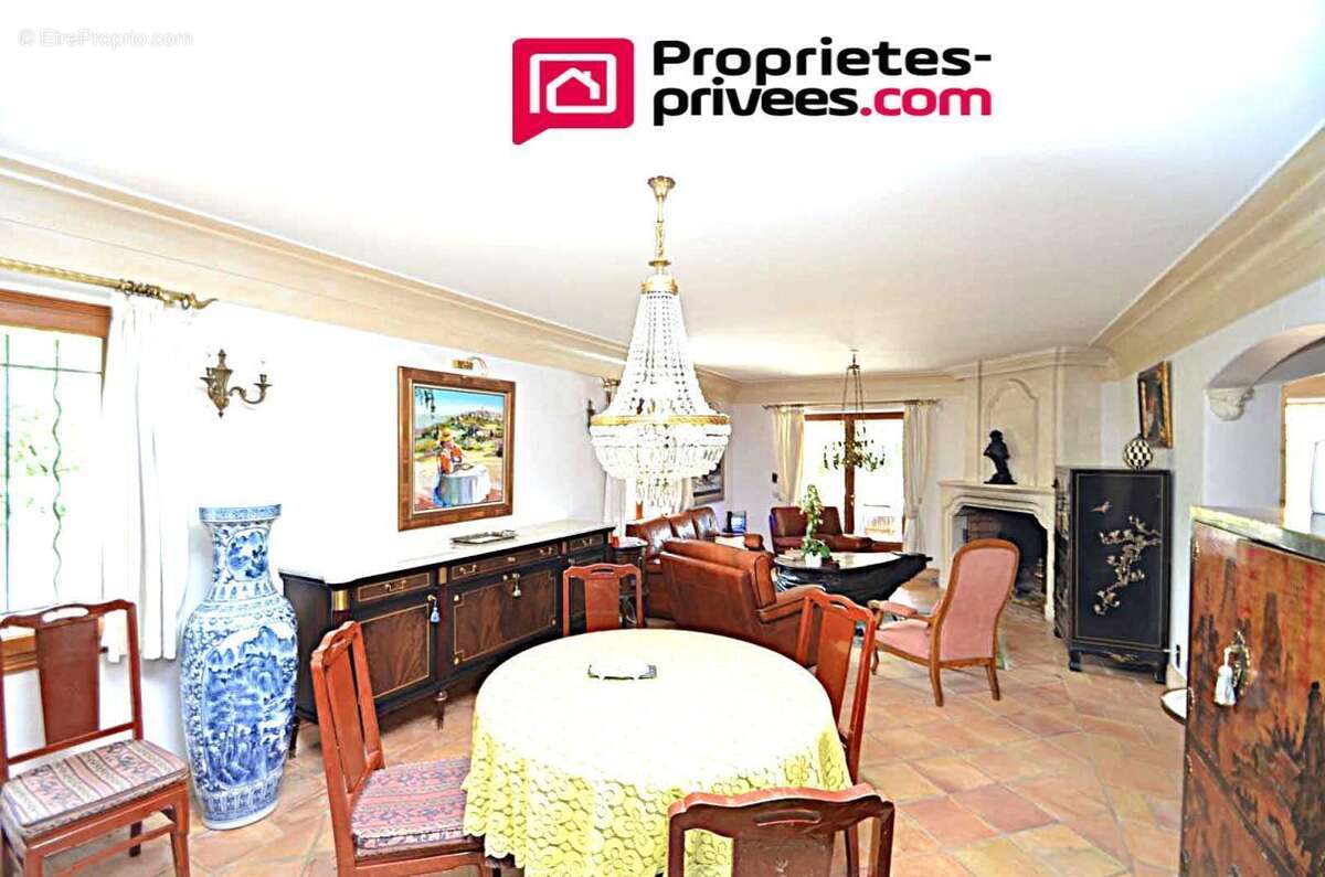 Maison à FIGANIERES
