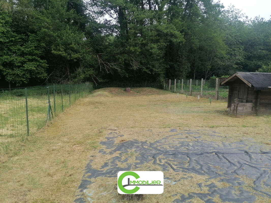 Maison à SEMUR-EN-VALLON