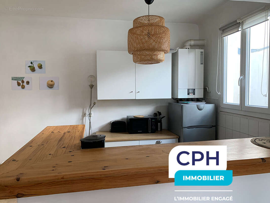 Appartement à COURBEVOIE