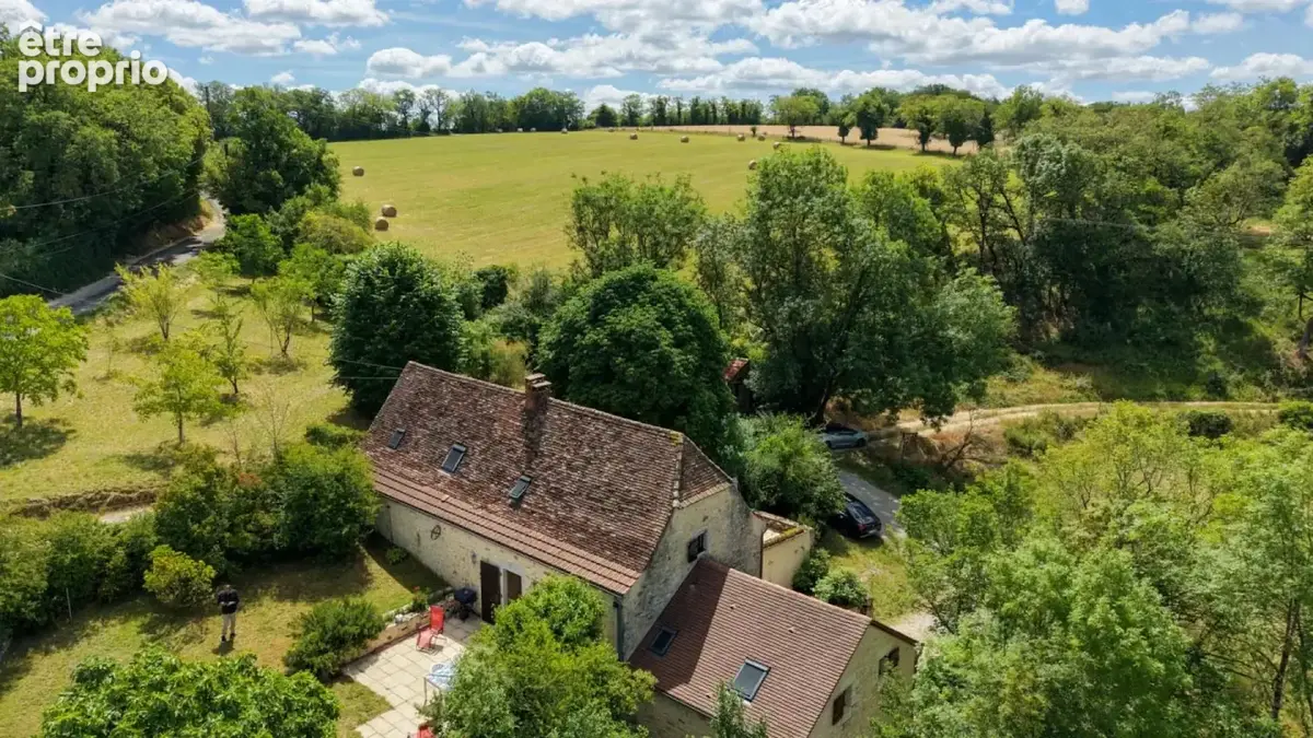 Maison à GOURDON