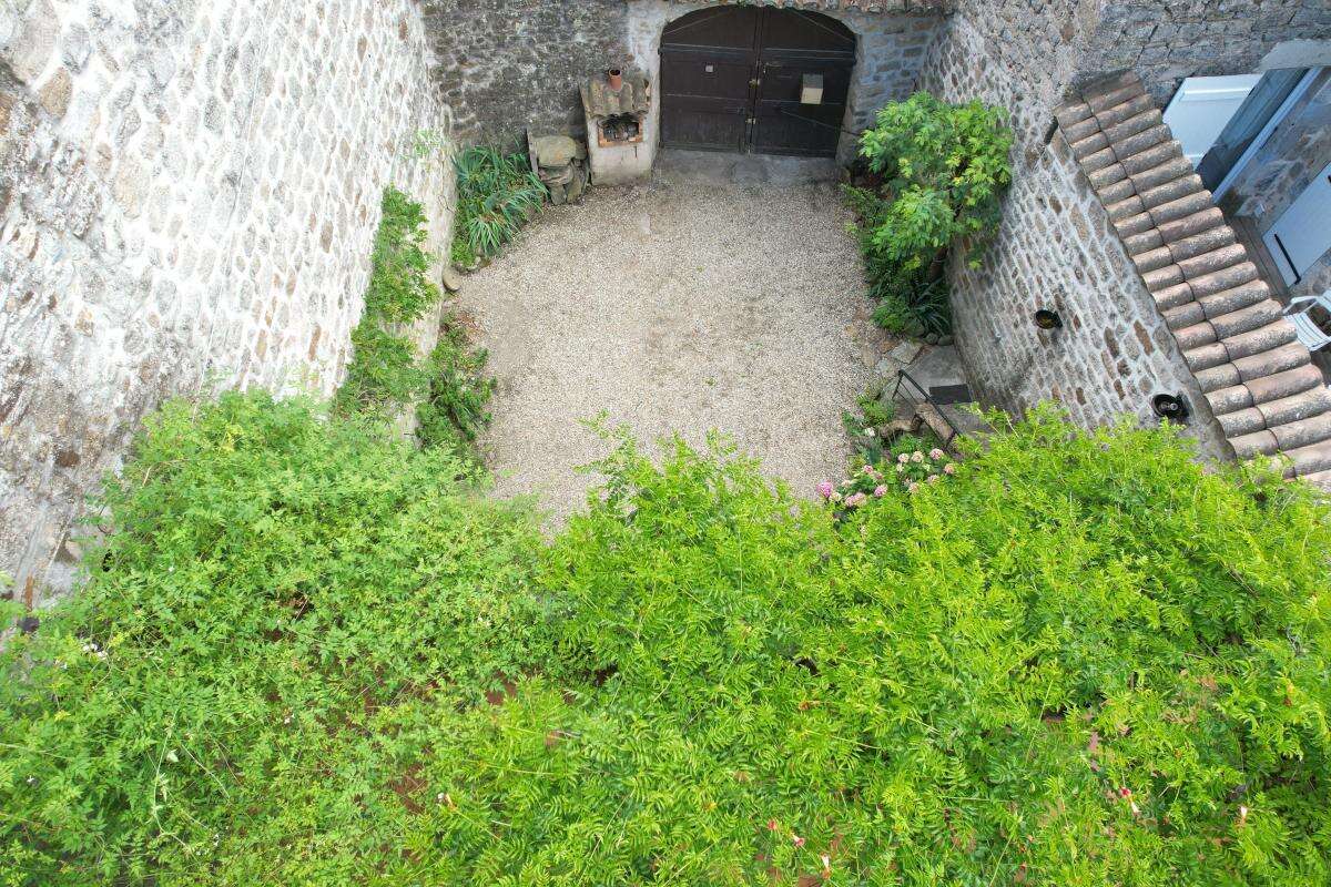 Maison à LABLACHERE