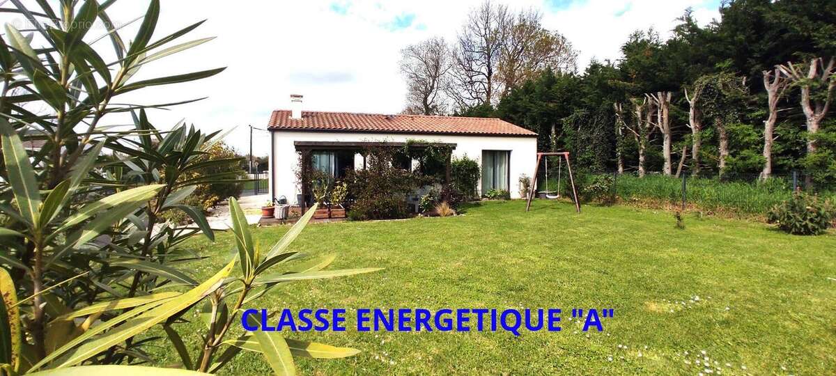 Maison à SAINTES