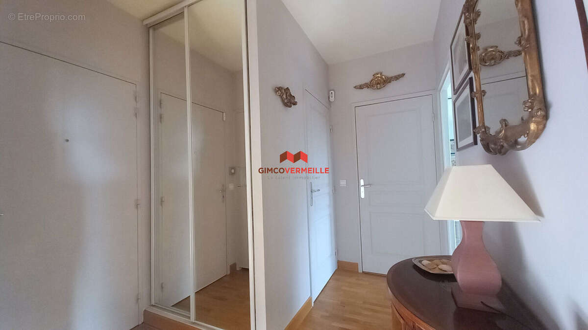 Appartement à VAUCRESSON