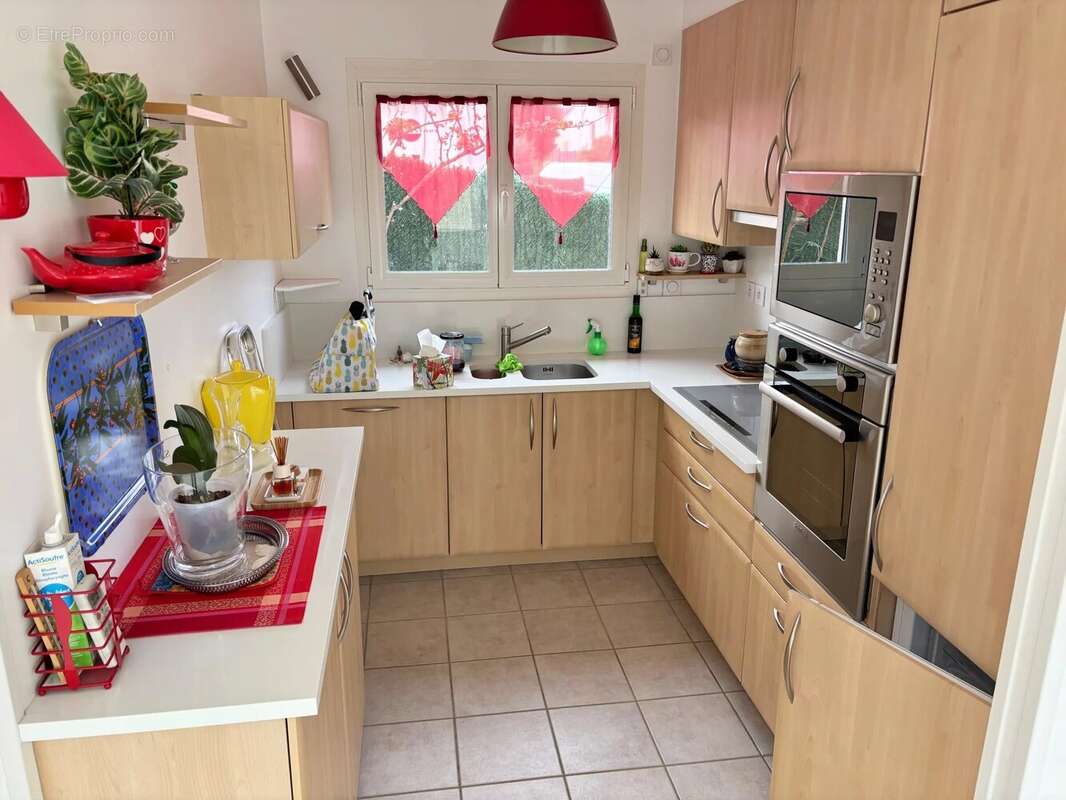 Maison à ROQUEBRUNE-SUR-ARGENS