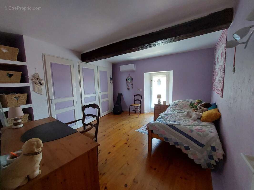 Rare à la vente – Ancien presbytère entièrement rénové au cœur de Carnoules - photo 13