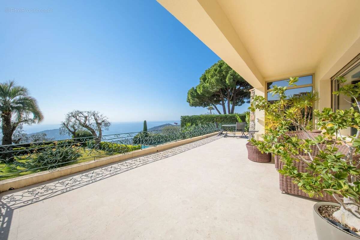 Maison à VILLEFRANCHE-SUR-MER