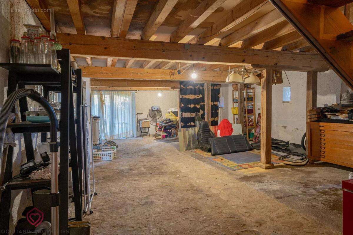 Maison à LABRUGUIERE