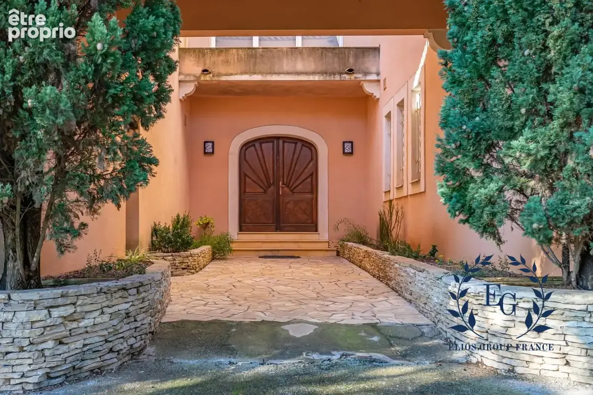 Maison 7 pièces 420 m² à vendre à Frontignan (34110) - photo 2