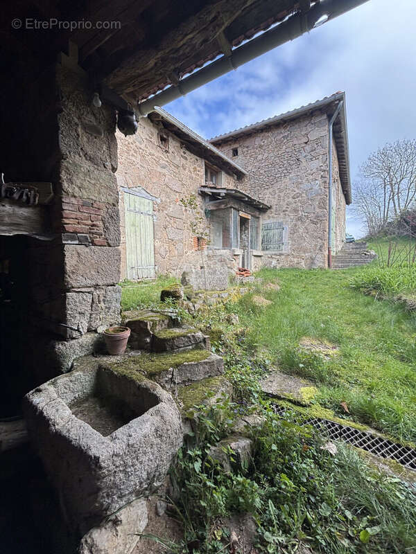 Maison à LONGESSAIGNE