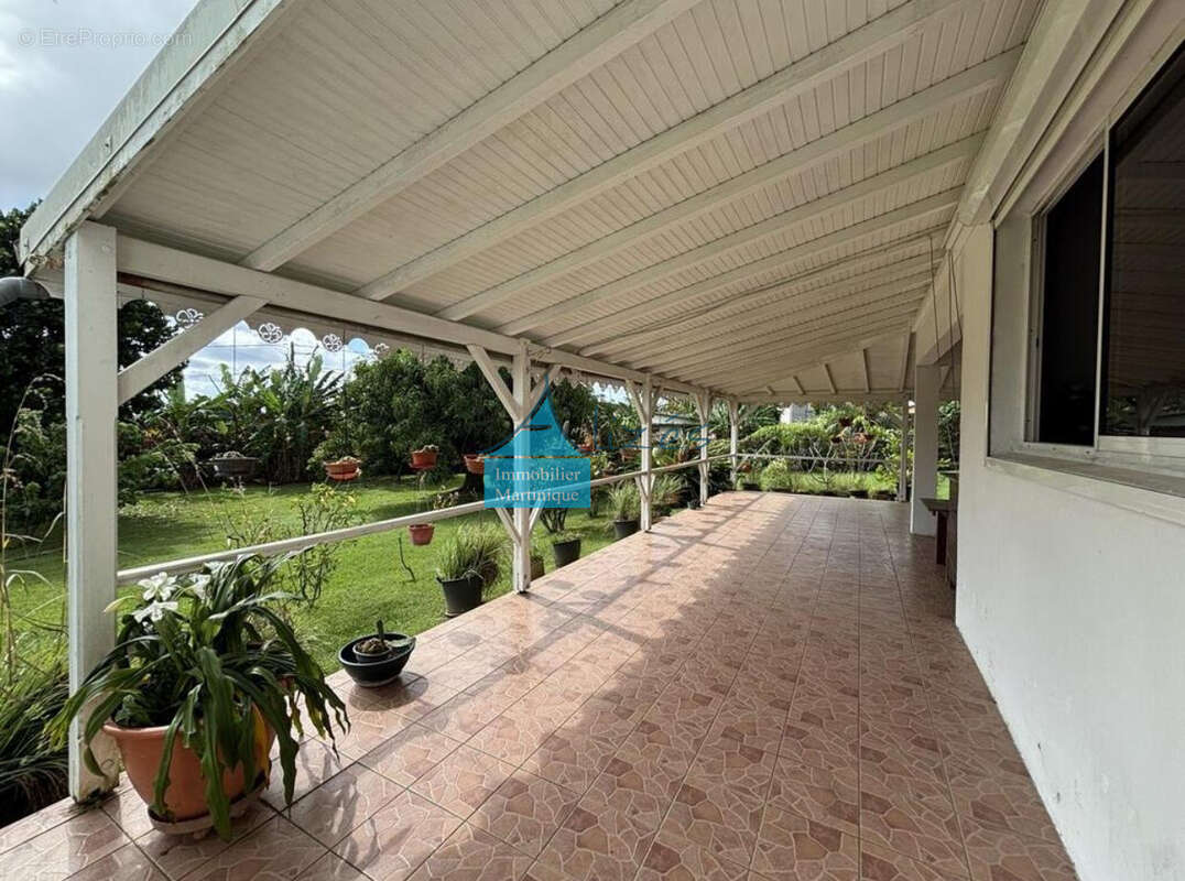 Maison à LE LAMENTIN