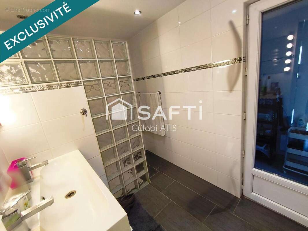 Photo 9 - Maison à VIRY-CHATILLON