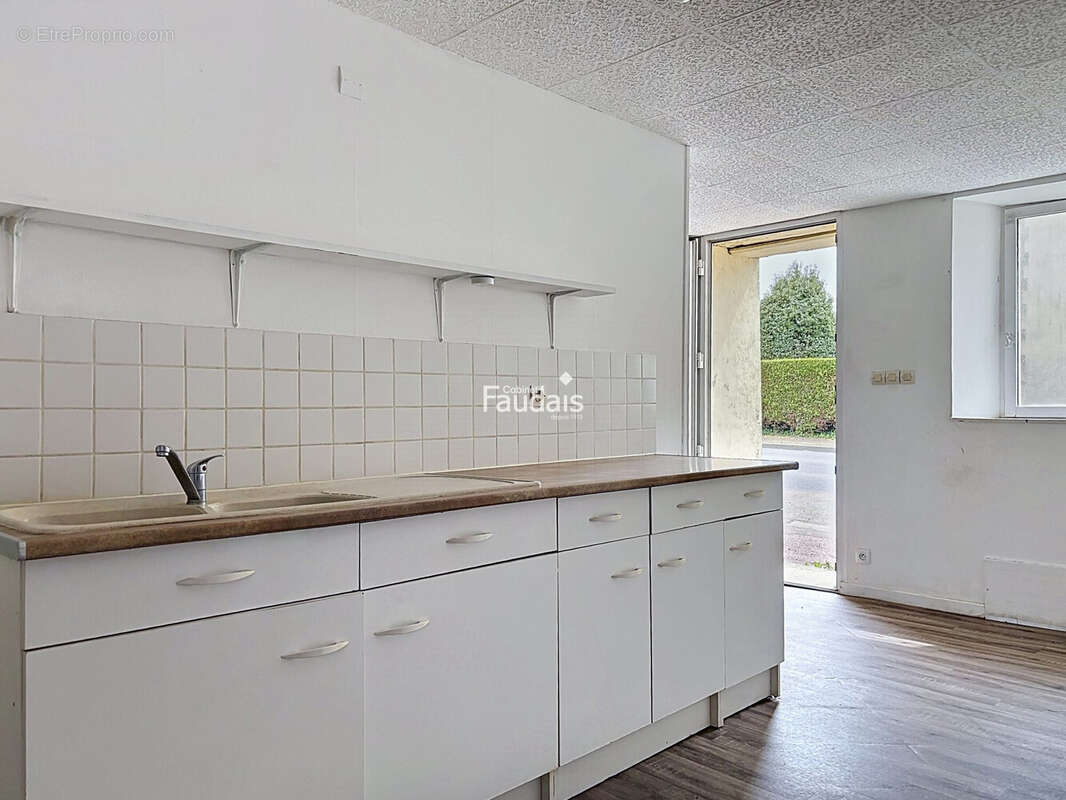 Maison 112 m² à Airel  - photo 3