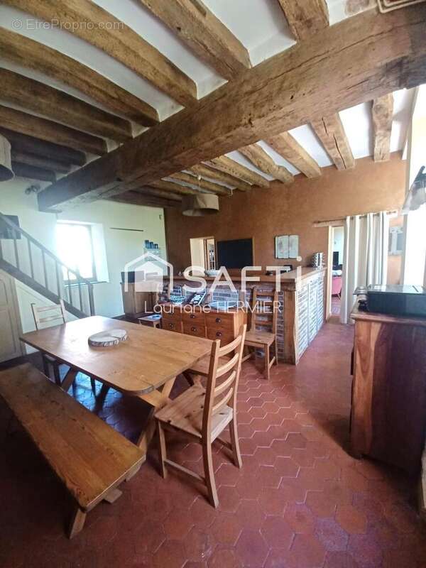 Maison 200 m² à Cerisiers  - photo 9