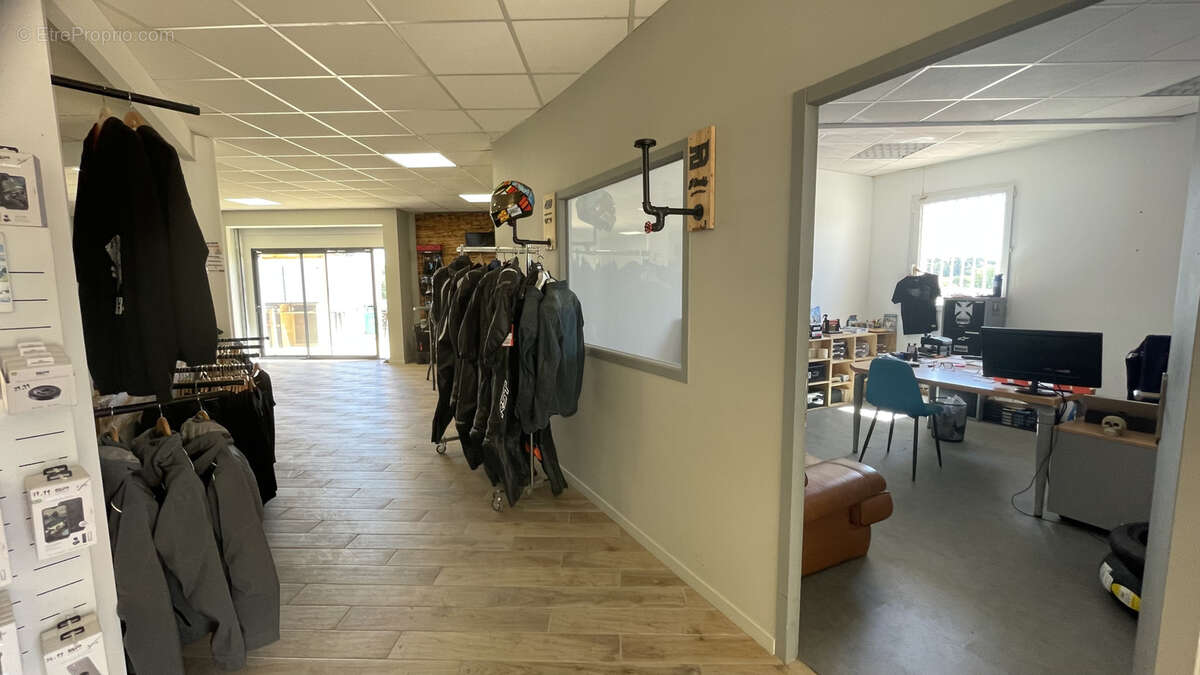 Autre à SAINT-JEAN-DE-VEDAS