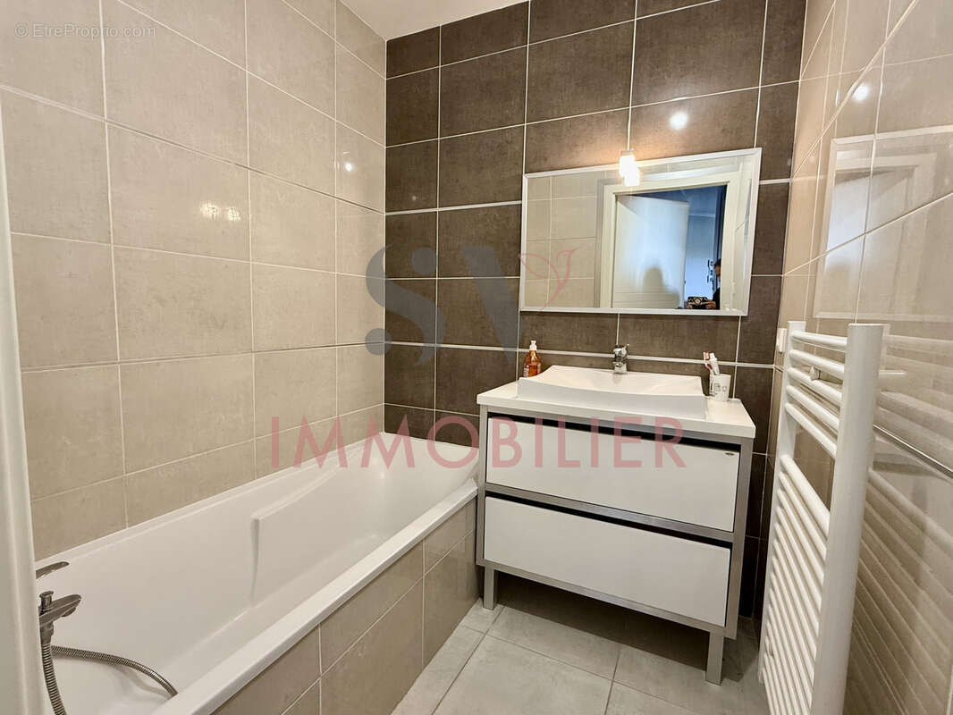 Appartement à BEZIERS
