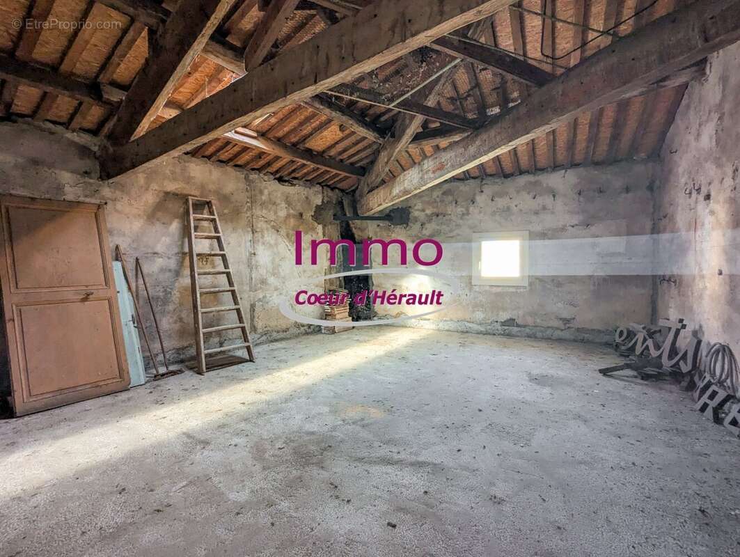 Maison à CLERMONT-L&#039;HERAULT