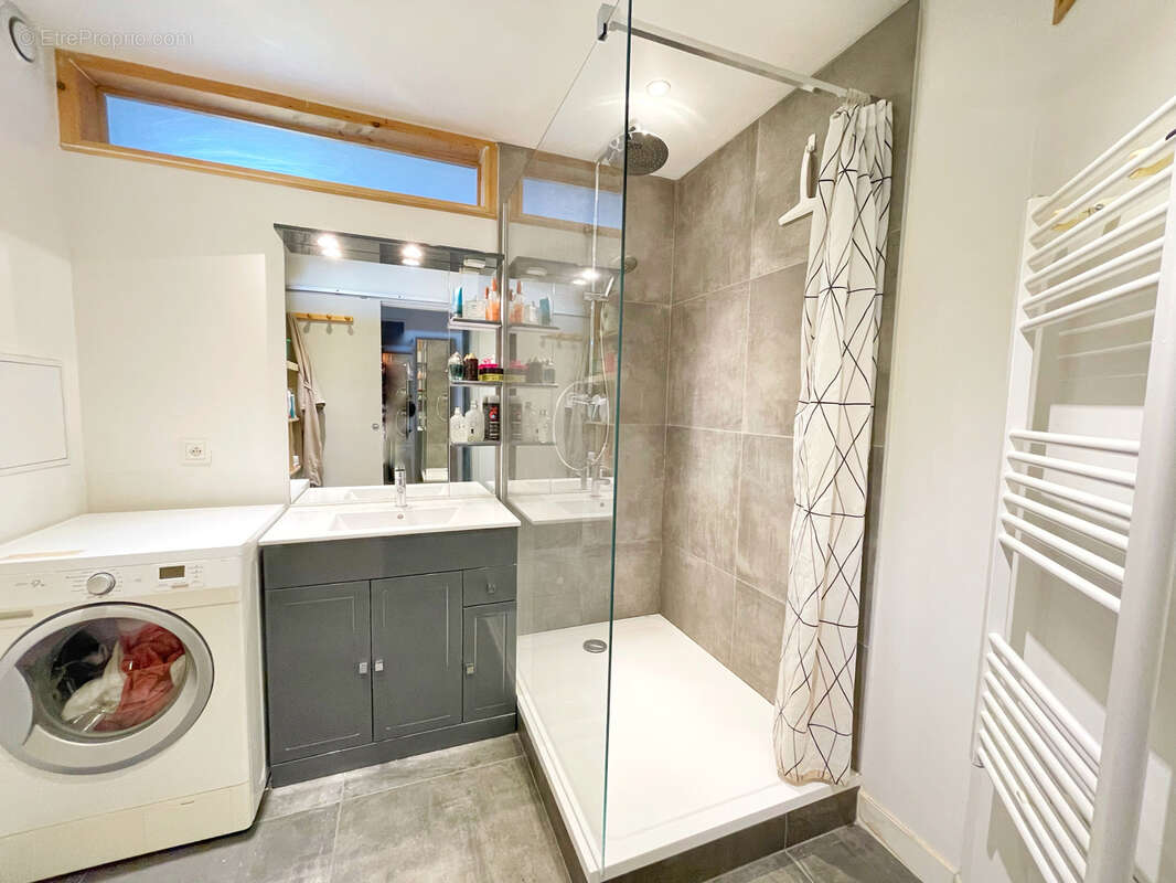 Appartement à LYON-7E