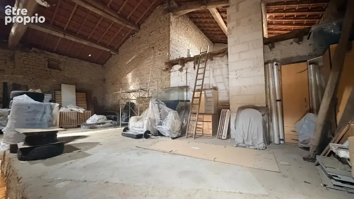 Le charme de l’ancien, le confort d’aujourd’hui… et des volumes qui donnent envie de s’installer immédiatement ! - photo 25